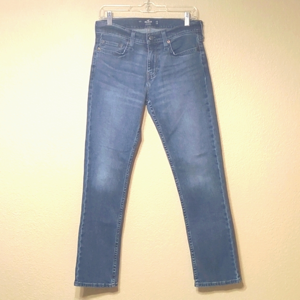 A7--HOLLISTER Slim-Straight Jeans